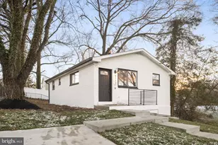 5117 Emo St, Capitol Heights, MD 20743 - Photo 3