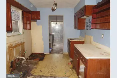 6318 Barrs Lane, Lanham, MD 20706 - Photo 9