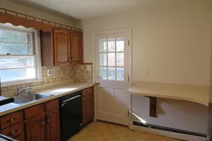 26 Lakeside Dr, Greenbelt, MD 20770 - Photo 5