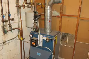 26 Lakeside Dr, Greenbelt, MD 20770 - Photo 37