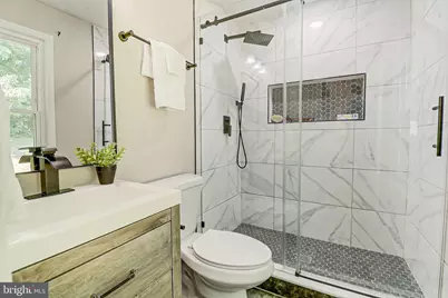 2202 Norlinda Avenue, Oxon Hill, MD 20745 - Photo 19