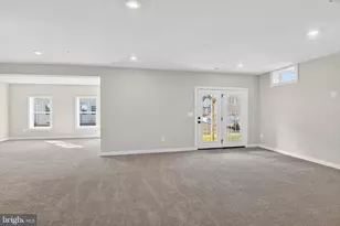 403 Mdw Crk Dr, Bowie, MD 20716 - Photo 3