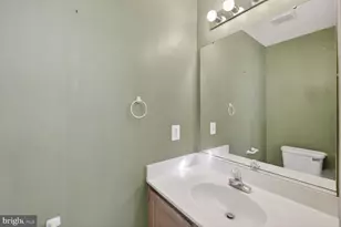 5718 E Boniwood Turn, Clinton, MD 20735 - Photo 9