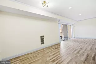 7609 Fontainebleau Dr, Hyattsville, MD 20784 - Photo 15