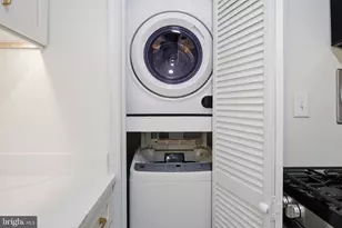 7609 Fontainebleau Dr, Hyattsville, MD 20784 - Photo 27