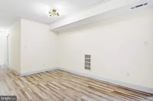 7609 Fontainebleau Dr, Hyattsville, MD 20784 - Photo 13