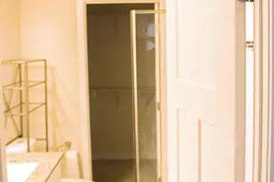 6212 Editors Park Dr, Hyattsville, MD 20782 - Photo 7