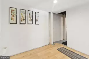 305 Cedar Ridge Dr, Oxon Hill, MD 20745 - Photo 17