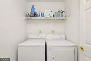 8826 Creekway Dr, Clinton, MD 20735 - Photo 37