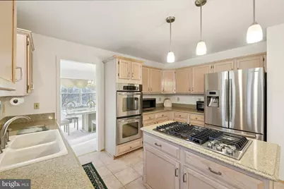 8826 Creekway Drive, Clinton, MD 20735 - Photo 15