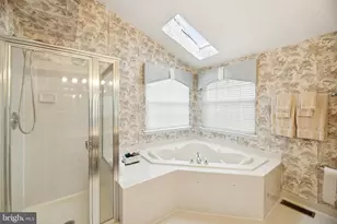 8826 Creekway Dr, Clinton, MD 20735 - Photo 53