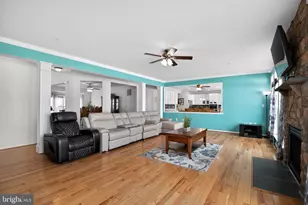 7406 White Plains Ln, Brandywine, MD 20613 - Photo 9