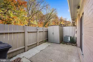 1827 Dutch Village Dr, Landover, MD 20785 - Photo 27