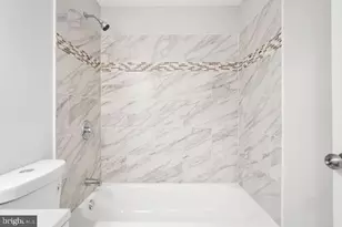 1827 Dutch Village Dr, Landover, MD 20785 - Photo 25