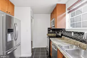 15046 Cherrywood Dr, Laurel, MD 20707 - Photo 7