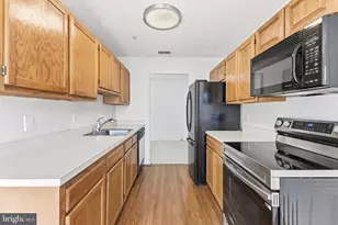 11420 Deepwood Dr, Bowie, MD 20720 - Photo 17