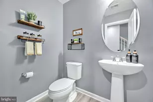 7204 Clagett Dr, Hyattsville, MD 20785 - Photo 17