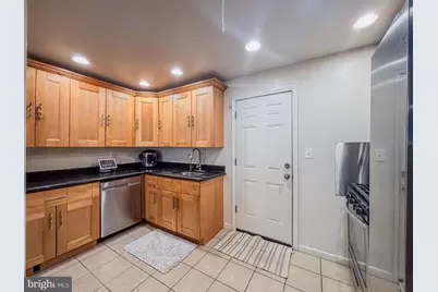 3602 Allison Street, Brentwood, MD 20722 - Photo 9