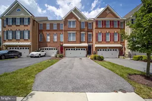 4521 Thoroughbred Dr, Upper Marlboro, MD 20772 - Photo 1
