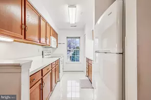 9272 Cherry Ln, Laurel, MD 20708 - Photo 15