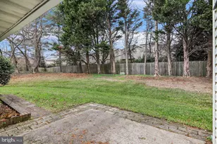 9272 Cherry Ln, Laurel, MD 20708 - Photo 31