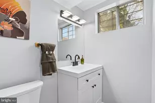 1802 Clayton Dr, Oxon Hill, MD 20745 - Photo 29