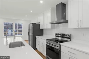 5705 Lincoln Ave, Lanham, MD 20706 - Photo 27