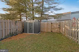 6806 Hawthorne St, Landover, MD 20785 - Photo 13