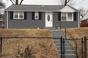 6930 Decatur Pl, Hyattsville, MD 20784 - Photo 1