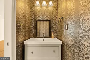 4606 40th St, Brentwood, MD 20722 - Photo 11