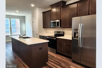 5929 Northwest Drive, Hyattsville, MD 20782 - Photo 5