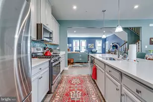 2705 Evansgreen Dr, Suitland, MD 20746 - Photo 11