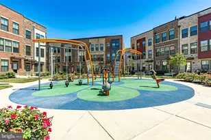 2705 Evansgreen Dr, Suitland, MD 20746 - Photo 39