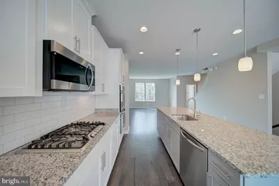 2714 Pinebrook Road, Hyattsville, MD 20785 - Photo 5