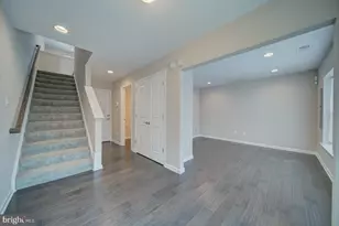 2714 Pinebrook Rd, Hyattsville, MD 20785 - Photo 15