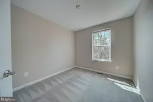 2714 Pinebrook Rd, Hyattsville, MD 20785 - Photo 25