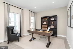 9071 Ballotade St, Upper Marlboro, MD 20772 - Photo 3