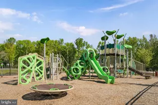 9073 Ballotade St, Upper Marlboro, MD 20772 - Photo 33