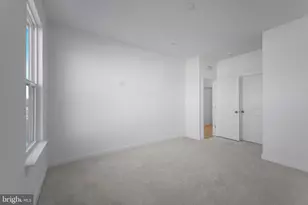 16013 Hyde Pk Pl, Bowie, MD 20716 - Photo 33