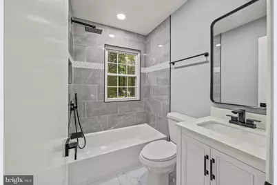 8405 58th Avenue, College Park, MD 20740 - Photo 9