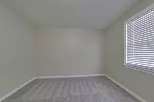 2000 Gaither St, Temple Hills, MD 20748 - Photo 11