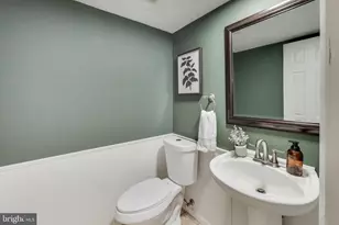 15510 Peach Walker Dr, Bowie, MD 20716 - Photo 9