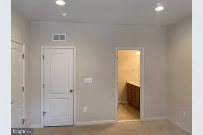 818 Admirals Way, Oxon Hill, MD 20745 - Photo 15