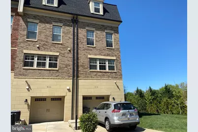 818 Admirals Way, Oxon Hill, MD 20745 - Photo 3