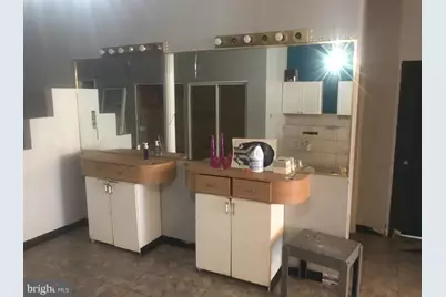 6401 Maxwell Drive, Suitland, MD 20746 - Photo 5