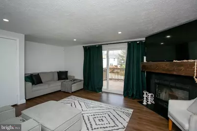 905 Pleasant Hill Lane, Bowie, MD 20716 - Photo 9