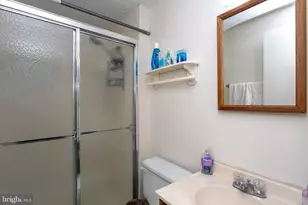 905 Pleasant Hill Ln, Bowie, MD 20716 - Photo 19