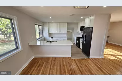 4904 Shopton Drive, Temple Hills, MD 20748 - Photo 9