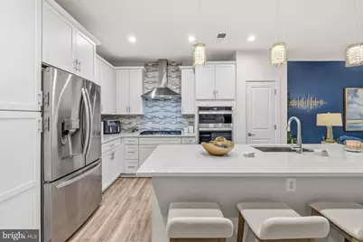 102 Saint Ives Place #404, Oxon Hill, MD 20745 - Photo 7