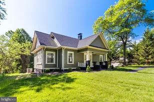 9316 Croom Rd, Upper Marlboro, MD 20772 - Photo 1